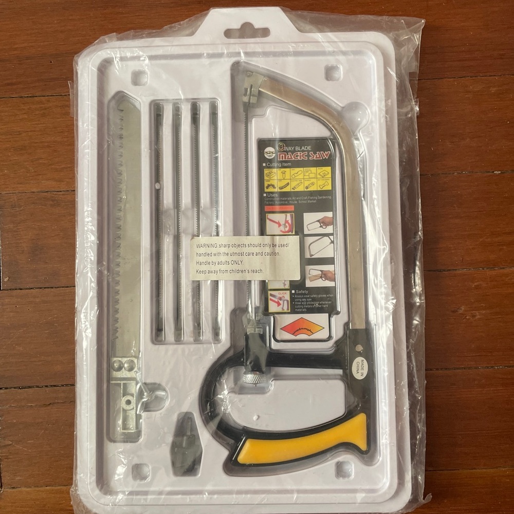 Magic Saw Universal Hand Saw Kit Toolbox of Multi Blades Set Works As Hacksaw.